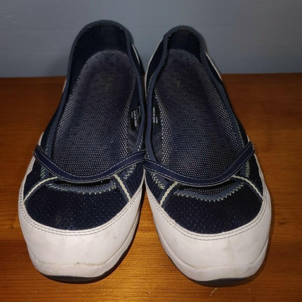 L.L. Bean Women's Size 9.5 Slip On Shoes flats